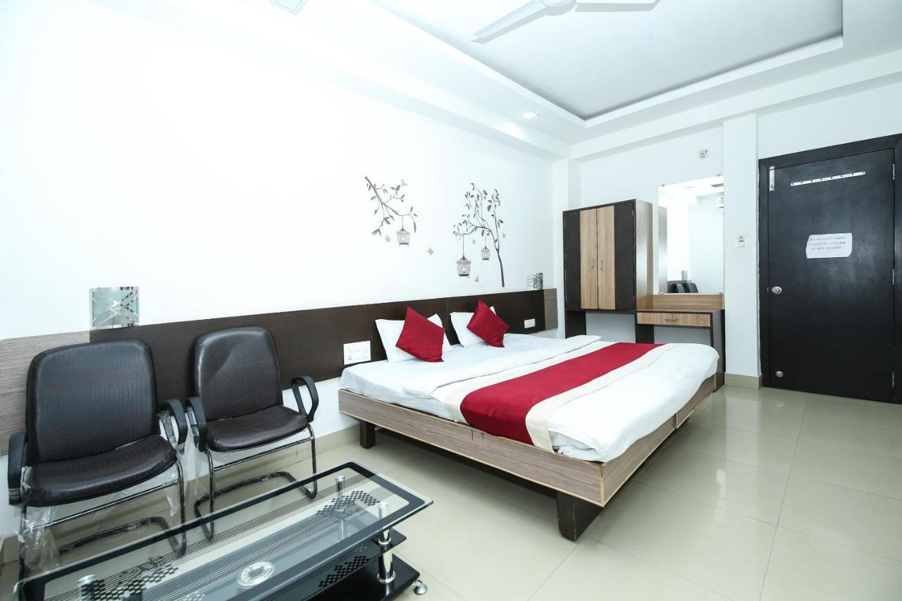 Oyo 3603 White Pearl Hotel Jabalpur Exterior photo
